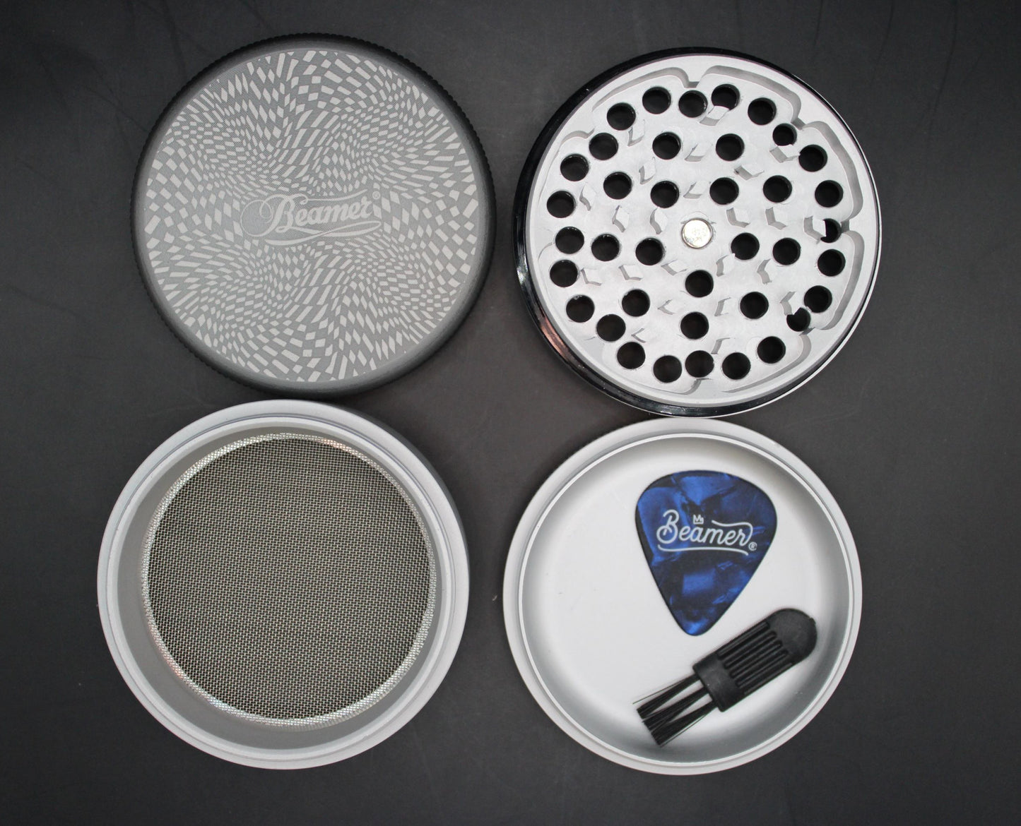 DARK GREY/SILVER BEAMER 4-PIECE 63MM ALUMINUM GRINDER W/GUITAR PICK