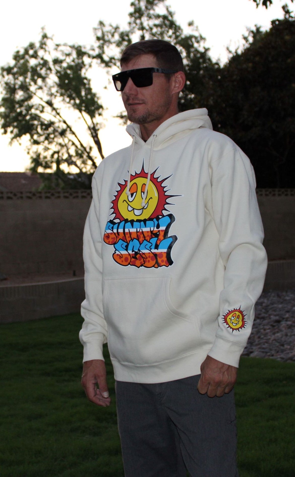 SUNNY SESH HOODIE / BONE